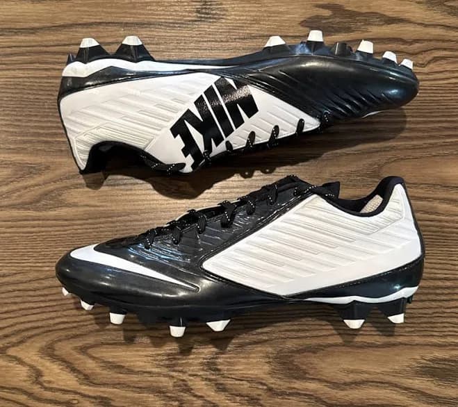 Nike Men's Vapor Speed Low TD Football Cleats