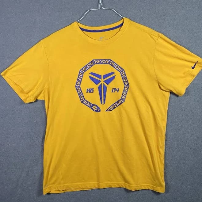 Nike Kobe Bryant T-shirt Adult Xl Yellow 24 Black Mamba Graphic Tee