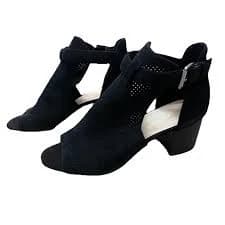 Nine West Women's Black Cutout Suede Shoes 2.5" Heel Buckle Size 8.5 Sandals