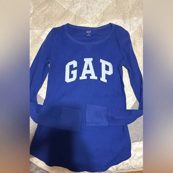 Gap Women's Waffle Knit Long Sleeve T-Shirt
