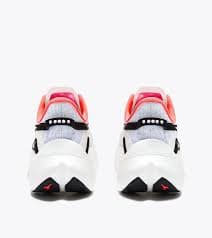 Diadora WOMEN'S FREQUENZA C8990