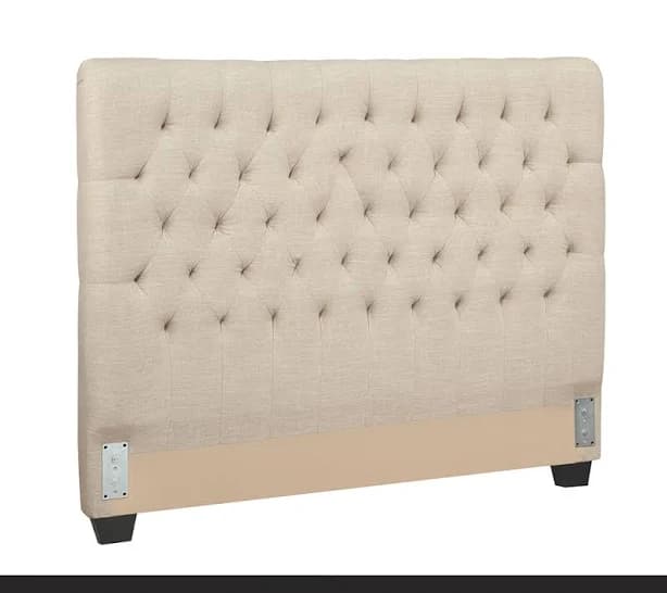 coaster Chloe Upholstered Bed