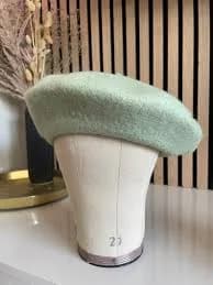 genuine wool beret, solid colour wool beret, French style beret, pale green beret, thick wool beret, wool hat fabric, beret for women,