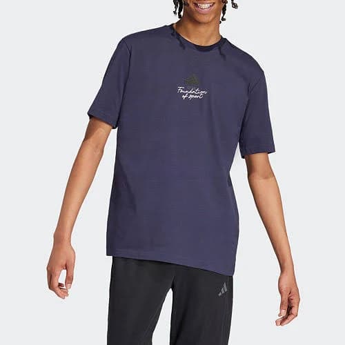 adidas Men's Regular Fit Graphic T-Shirt