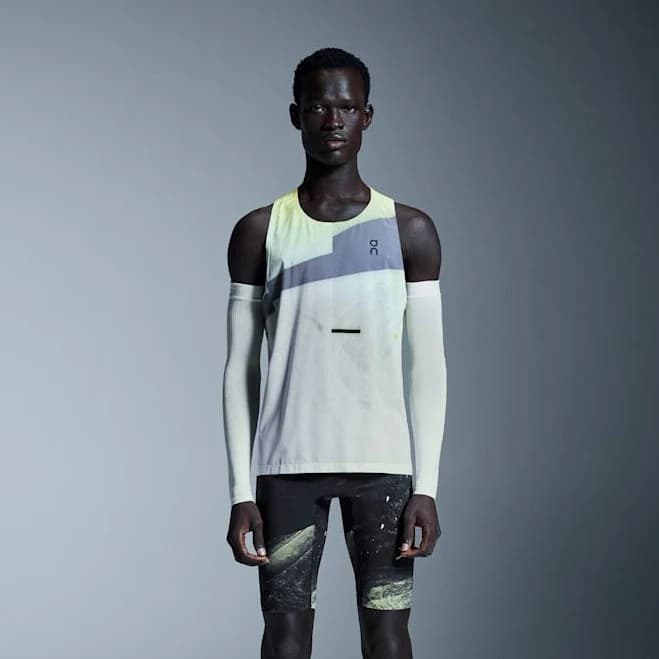 On Men's Race Singlet