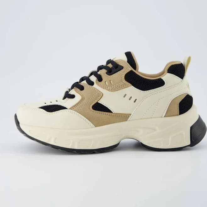 Cushionaire Women's Strike Chunky Sneaker