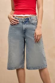 Guess Tint Light Wash Jorts | Urban Outfitters UK