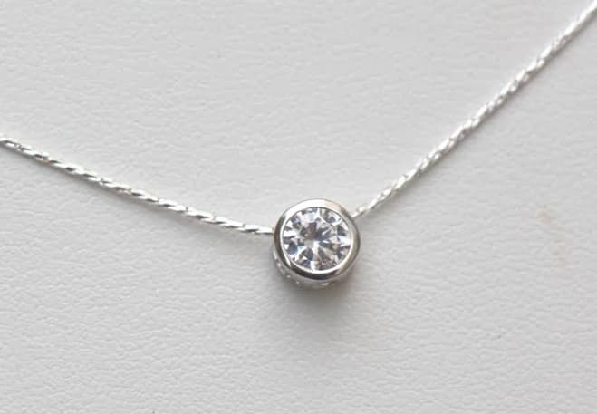 Dainty Minimalist Round Zircon Solitaire Necklace