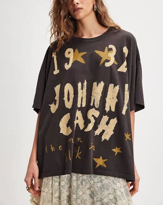 Daydreamer Women's Johnny Cash Doodle Tee