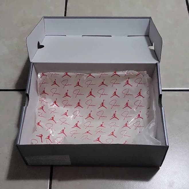Jordan Shoes | Empty Shoe Box | Color: Silver | Size: 9.5 | Papo7692's Closet