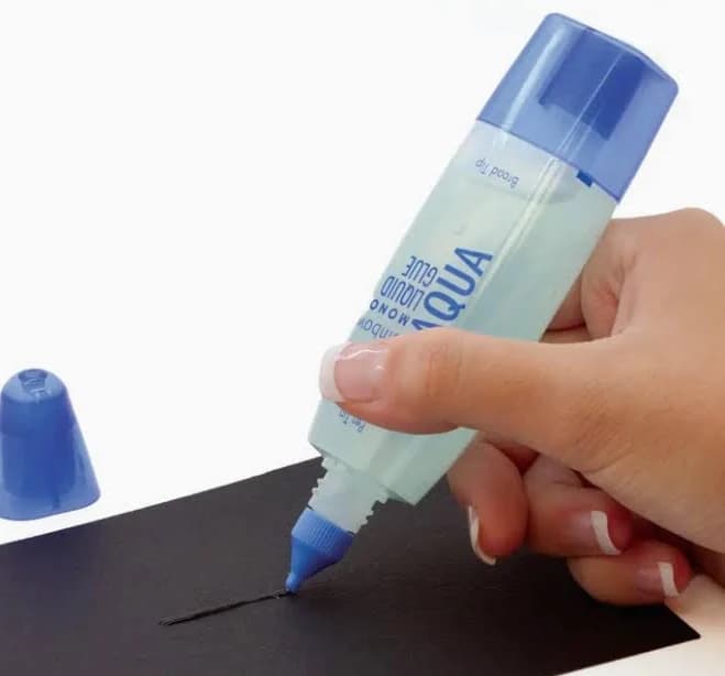 Mono Aqua Liquid Glue