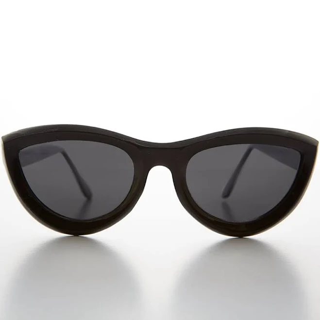 Sunglass Museum Rare Oversized Mod Cat Eye Chunky Sunglass