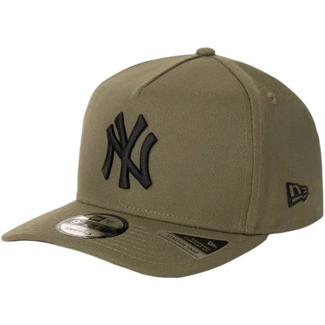 New Era New York Yankees Camo Undervisor Snapback Hat