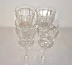 Clear Ribbed 8 oz Stem Wine/Goblet Glasses Set of 4