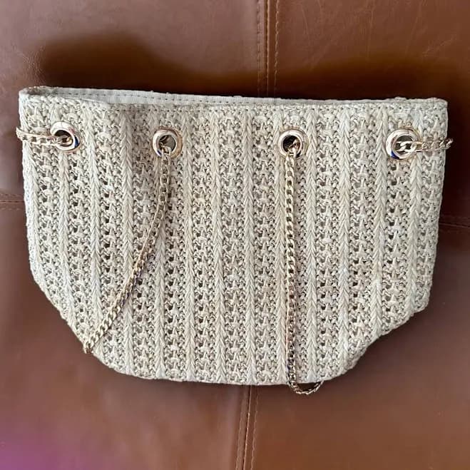 Lulus Bags | Lulus Small Straw Handbag With Gold Chain Handle | Color: Cream/Gold | Size: Os | Ngreen1742's Closet