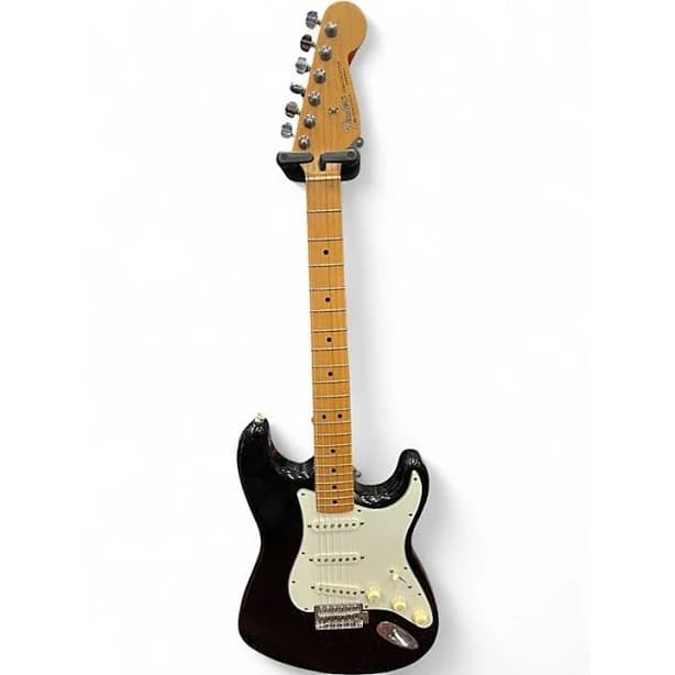 Fender Standard Stratocaster