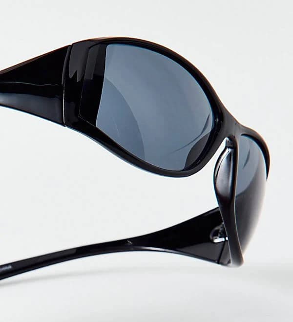 Urban Outfitters Women's Essential Shield Sunglasses