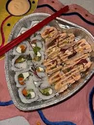 Bestie Sushi Heart Box — Sticky Rice Sushi