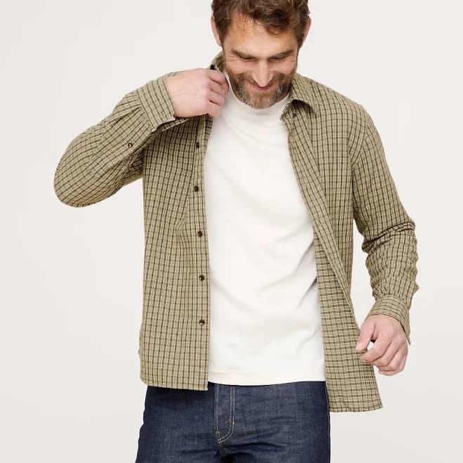 Banana Republic Men's Standard-Fit Lightweight Flannel Shirt