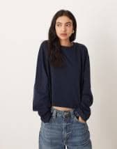ASOS DESIGN textured raglan long sleeve T-shirt in cream & navy | ASOS