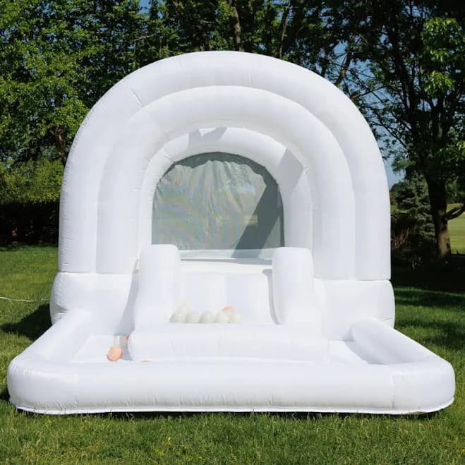 Bounceland Daydreamer Cloud Bounce House