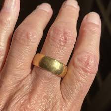 Superb Krementz Wide 18K Gold Band Ring, Unisex – Boylerpf