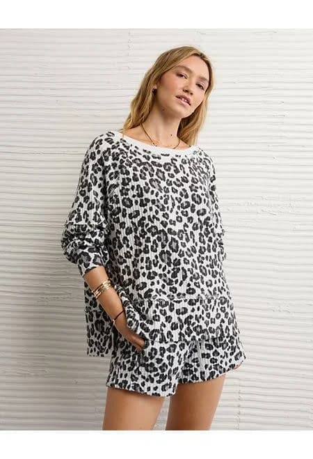 AE Big Hug Sweatshirt con Textura Tipo Waffle y Hombros Caídos