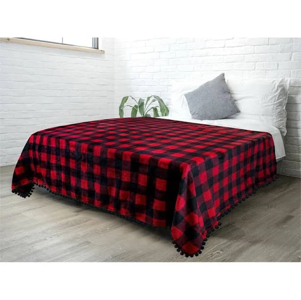 Pavilia Fleece Throw Blanket for Couch with Pom Pom Fringe