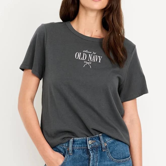 Old Navy Women's Everywear Crew-Neck Logo-Graphic T-Shirt