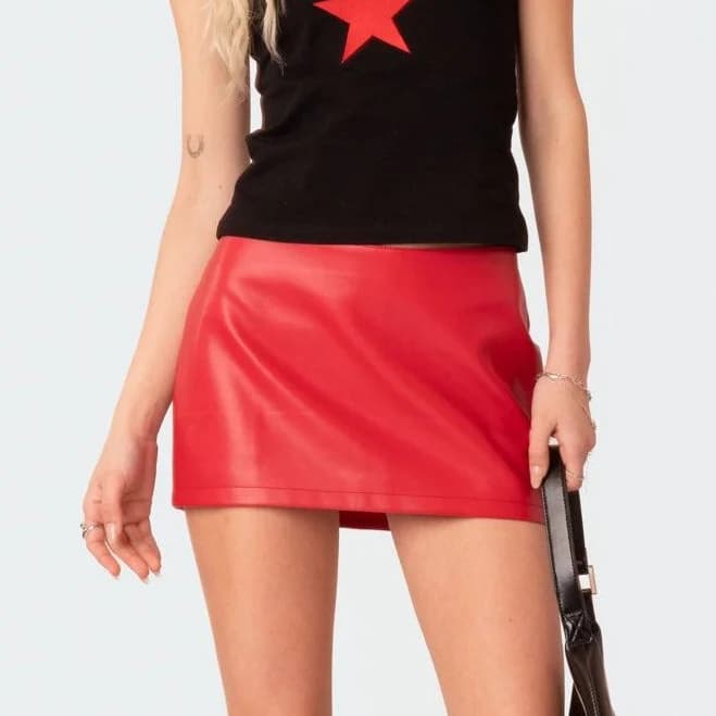 Edikted Women's Noa Low-Rise Faux Leather Miniskirt