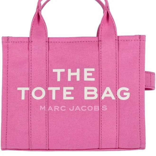 Marc Jacobs Women's The Medium Traveler Tote