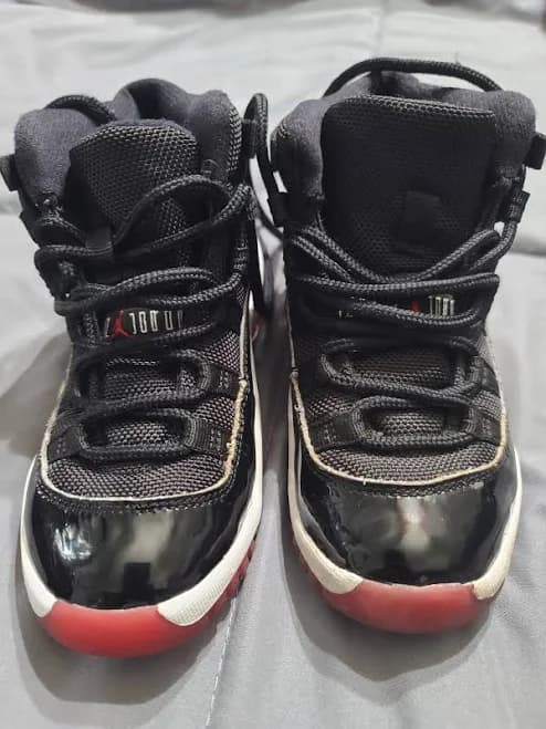 Nike Jordan 11 Retro High Bred Red Black Great
