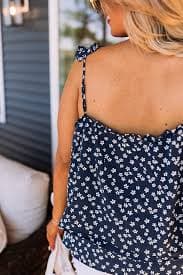 Poppies So Pretty Tank Curves – Impressions Online Boutique