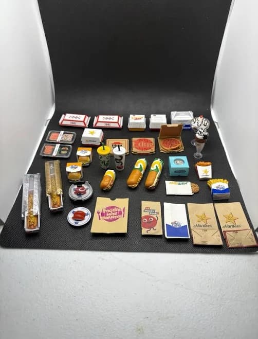 Zuru Mini Brands Fast Food Lot 33pcs Fill The Fridge Leftovers