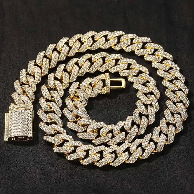 Helloice Iced Out Cuban Chain
