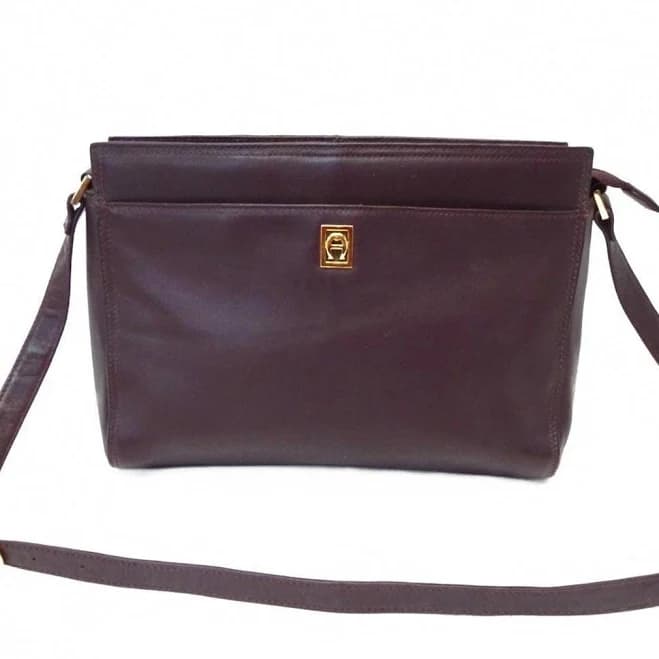 Leather Crossbody Bag with Adjustable Strap