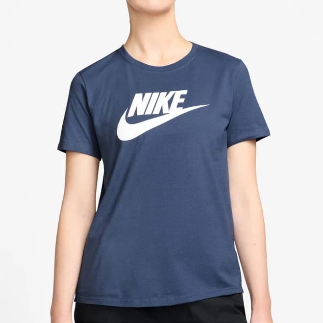 Nike Women's Sportswear Essentials Logo T-Shirt