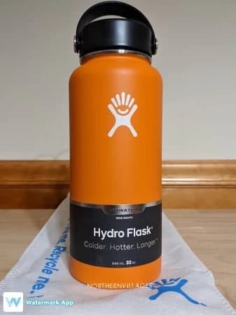 Hydro Flask 32 fl. oz. Wide-Mouth Vacuum Water Bottle