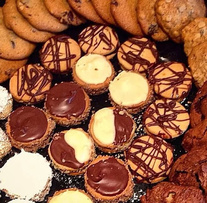 Local Bakery Houston Cookie Gift Box