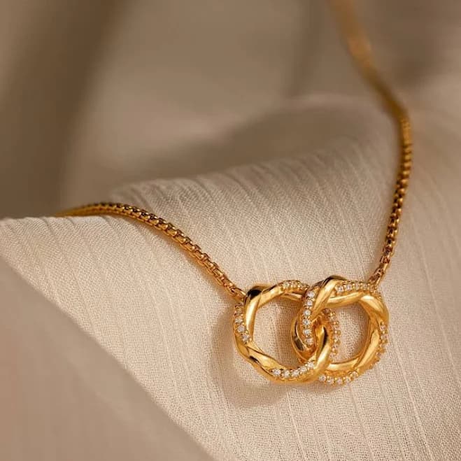 Caitlyn Minimalist Interlocking Pave Diamond Circle Charm Necklace in Silver