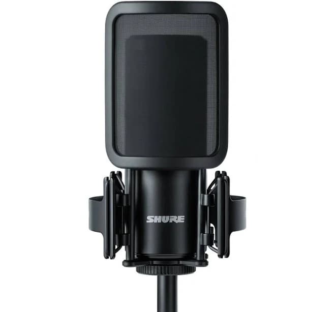 Shure SM4 Large-Diaphragm Home Recording Condenser Microphone Kit with Shock Mount, Magnetic Pop Filter & Case
