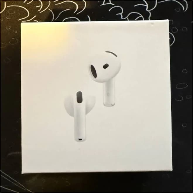 Apple Airpods Bluetooth Wireless In-ear Earbuds White With Charging