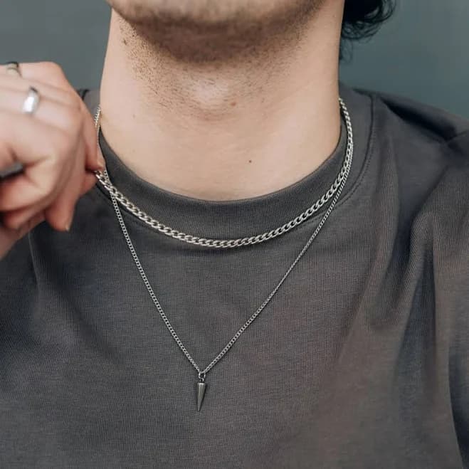 Spike Pendant Necklace Set