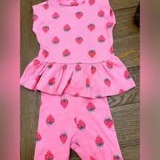 Cat & Jack | Matching Sets | Strawberry Short Set | Poshmark