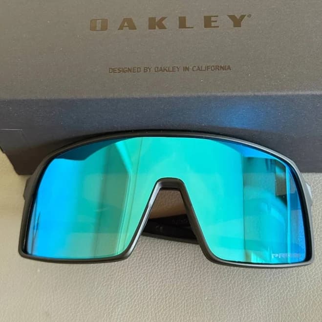 Oakley Sutro Sunglasses Oo9406 Matte Black/blue Lens / Prizm / Sbc1