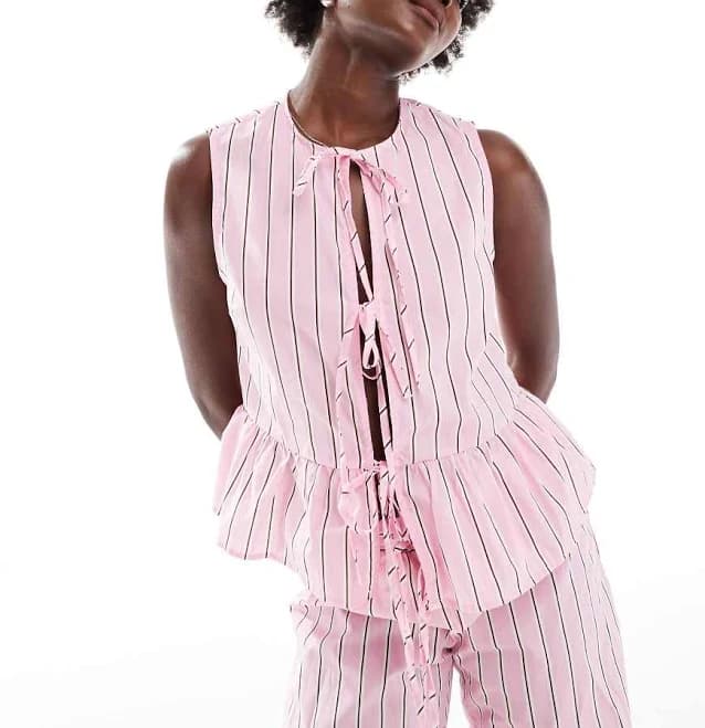 Women's Striped Print Tie Front Bow Knot Crew Neck Sleeveless Tank Blouses Ruffle Peplum Tops