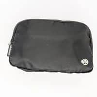 ️ Lululemon Everywhere 1L Waist Belt Bag Black Fanny Pack Sleek and Secure