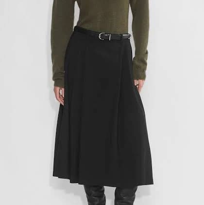 Aritzia Women's Cashmere Mockneck Sweater