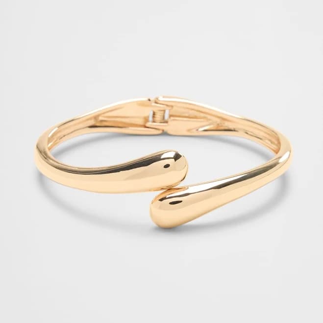 Women's Modern Curved Cuff