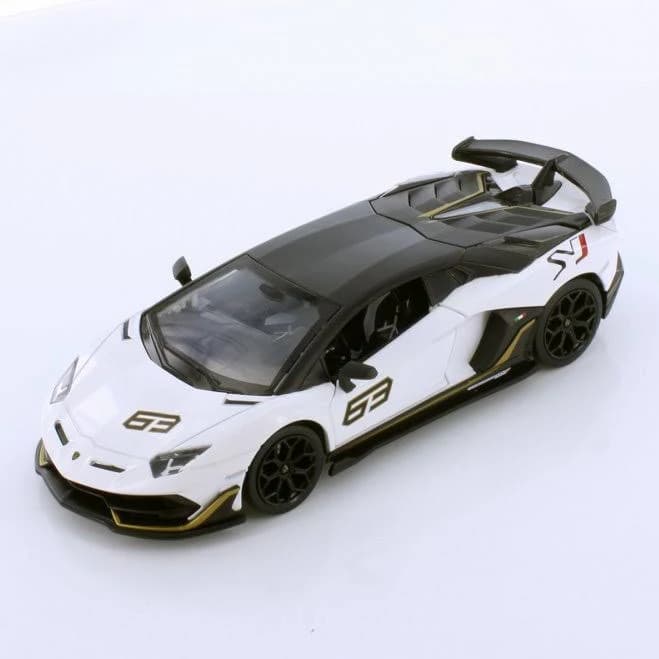 Showcasts Lamborghini Aventador SVJ Diecast Model Toy Car
